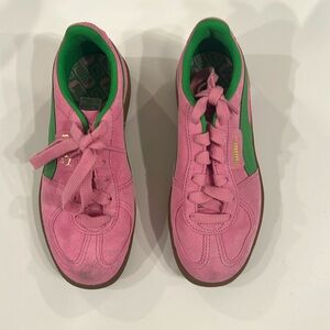 Puma woman’s sneaker pink:green